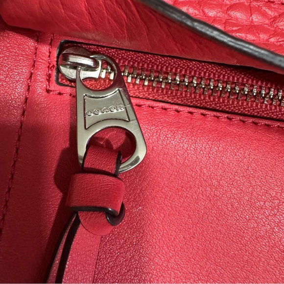 Coach Bleeker Leather Pocket Clutch-Red Double Handle Silver Zip Closure - Picture 8 of 15